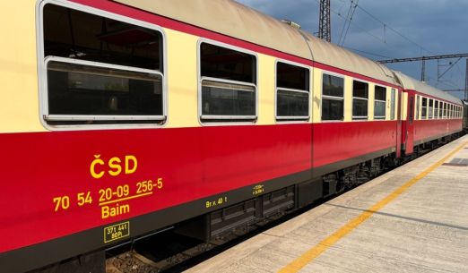 Historickým vlakem k Černému jezeru, na Špičák i Pancíř