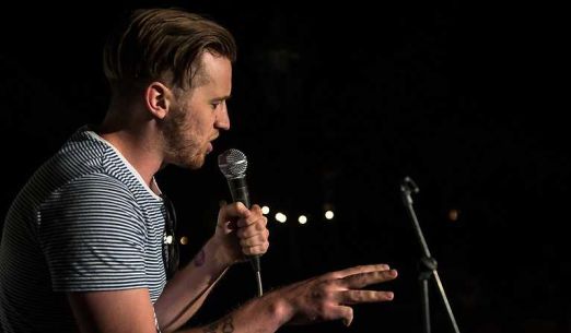 Slam poetry v Andělu