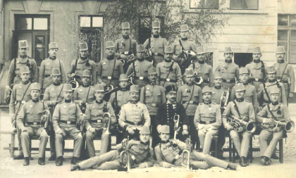 Orel proti Lvu