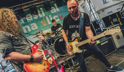Anymen # Live