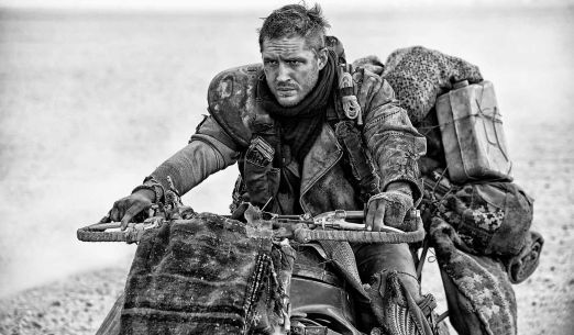 Šílený Max: Zběsilá cesta – Black & Chrome