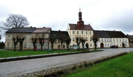Jičínsko a Prachovské skály