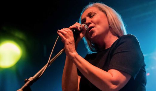 Bára Basiková & Basic Band