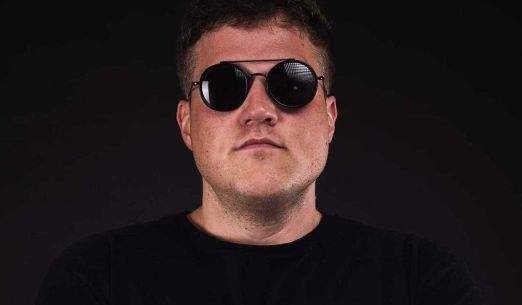 Hard Land: Hetzkinen + Oma'desa + další